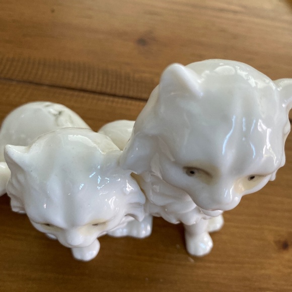 Vintage Lenwile Ardalt Verithin Japanese Porcelain White Cats figurine - Picture 10 of 10